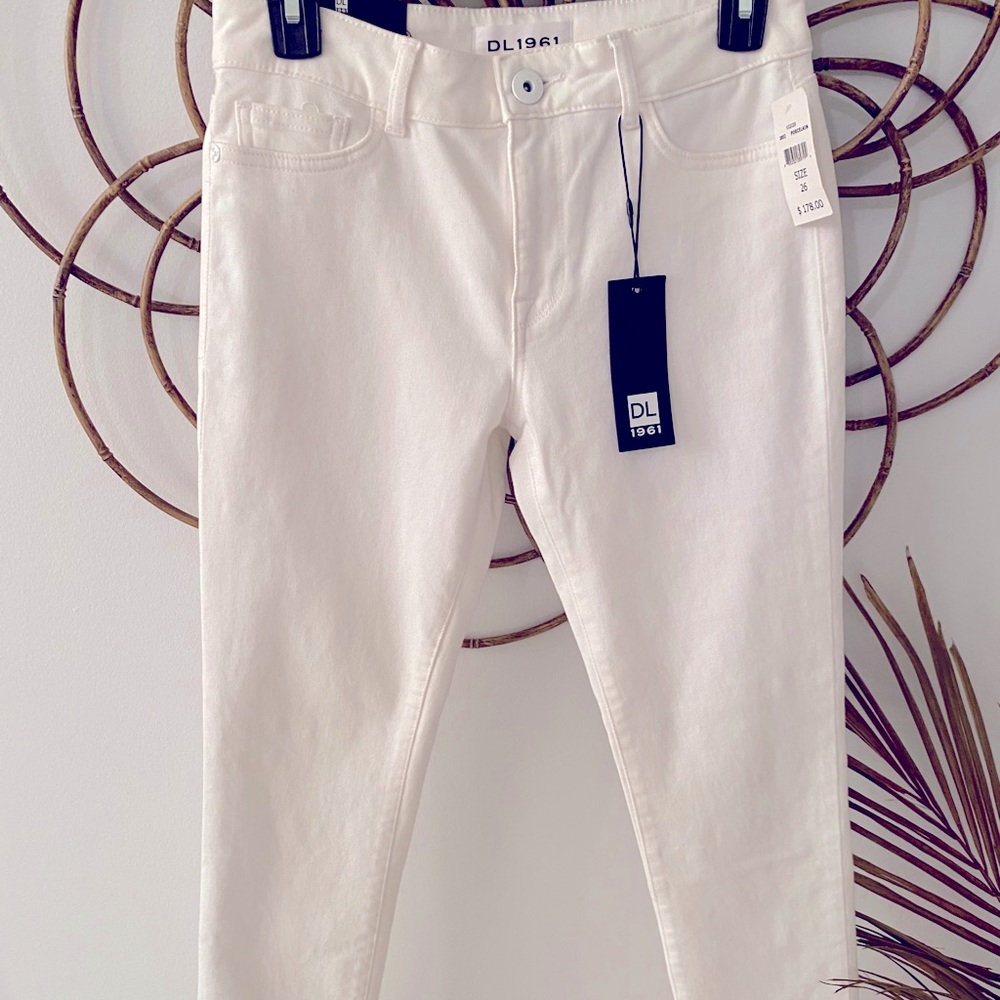DL1961 White denim pants SZ 26 NWT